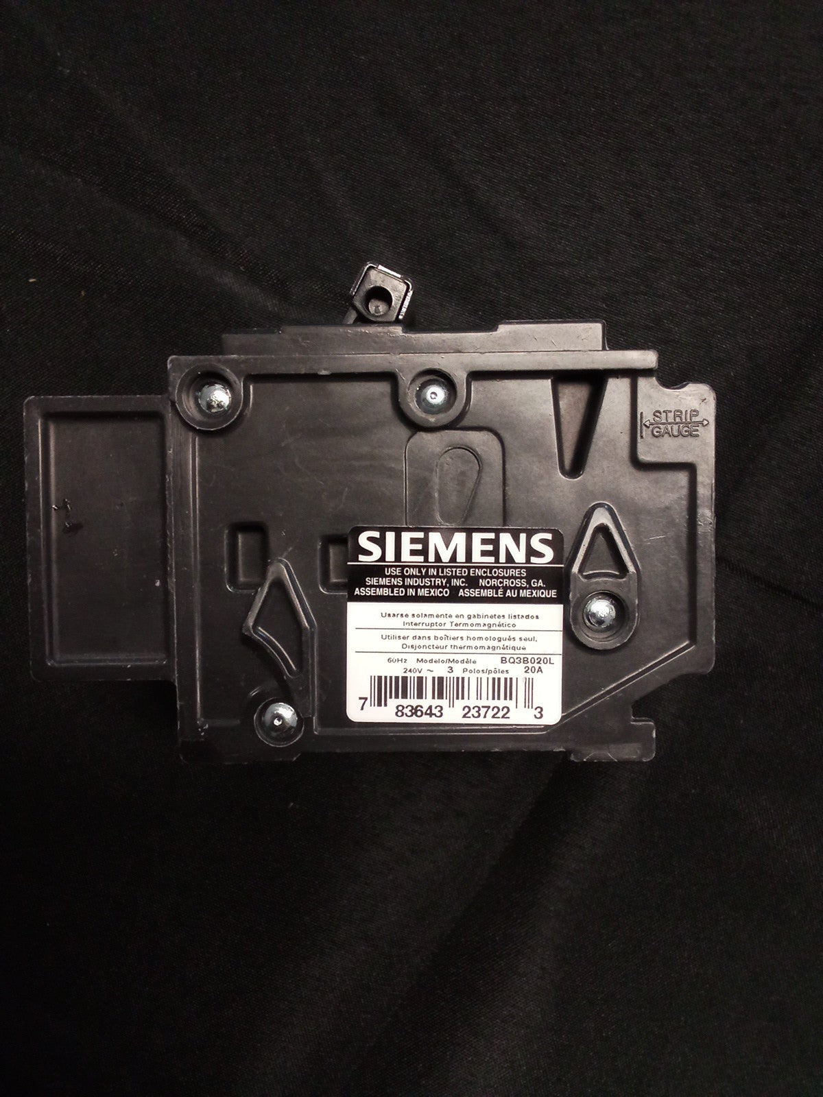 Siemens BQ3B020L 3 Pole 20A Circuit Breaker