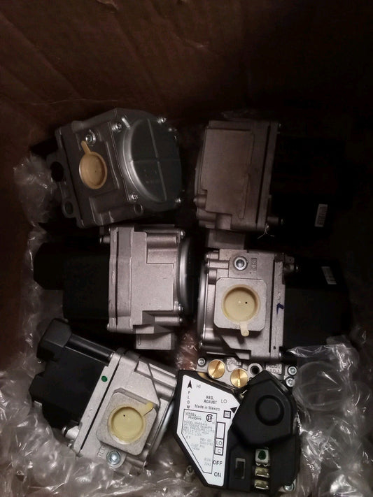 White Rodgers 36H55-416 natural gas valve Beckett 14364 (Unused)