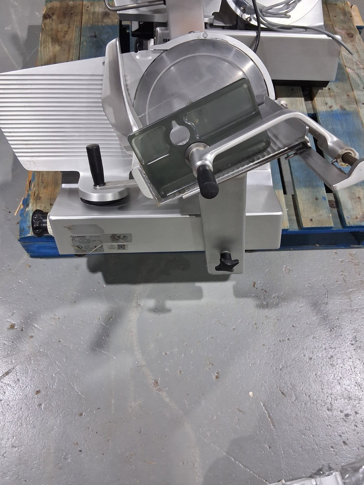 The BIZERBA SE 12 D US Automatic Manual Gravity Deli Meat Slicer.