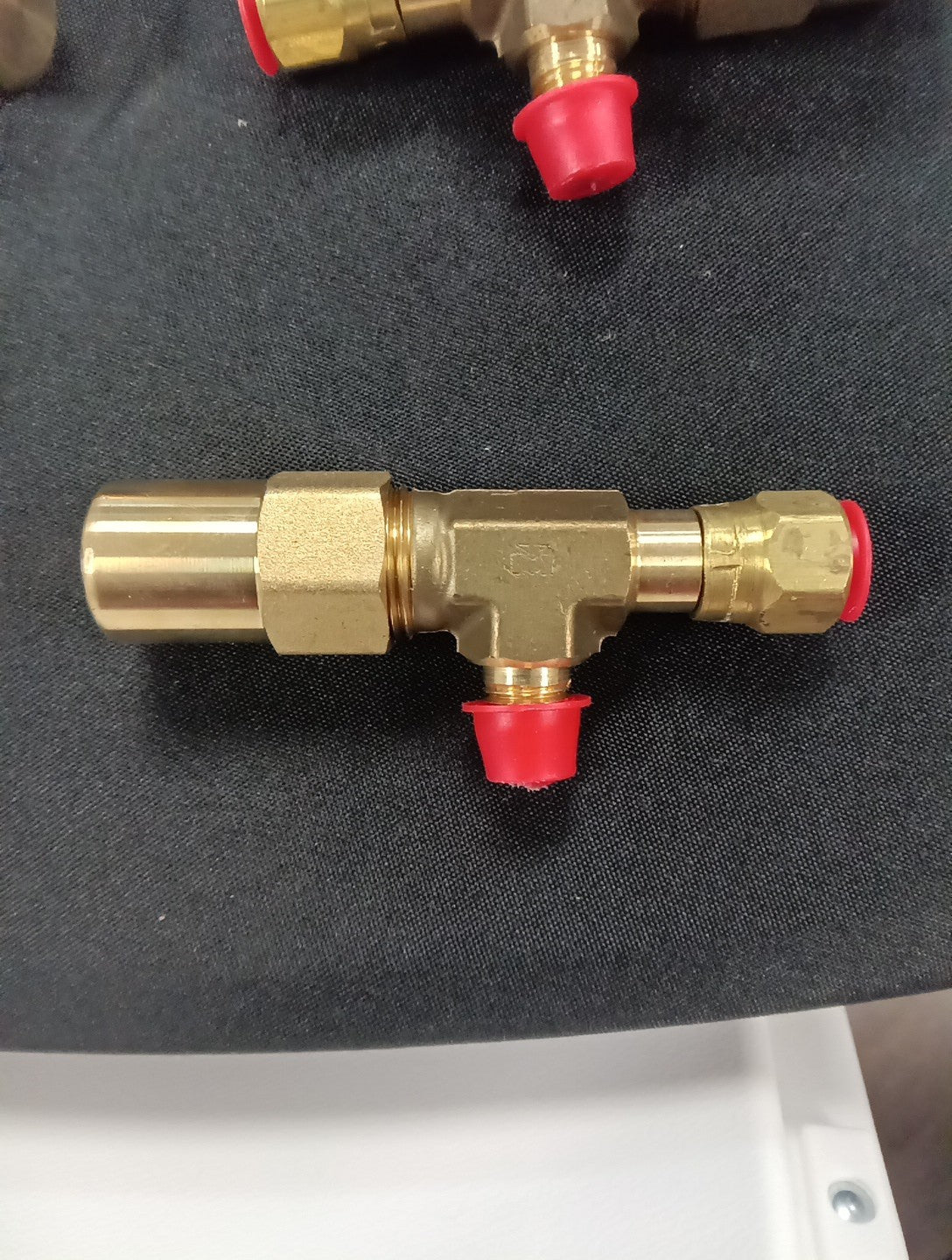 Mueller F-34528 Refrigeration Valve DP/MAP 700 PSIG NEW! FREE SHIPPING!