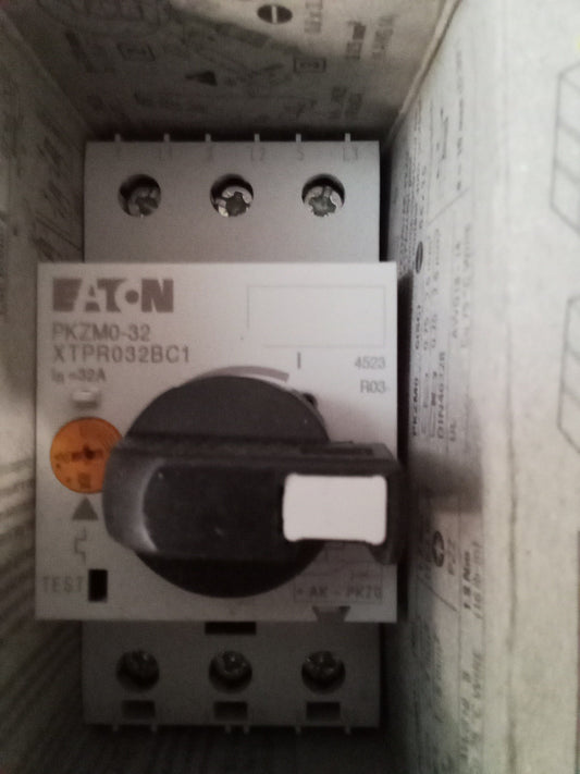 Eaton Circuit Breaker PKZMO-32/AK