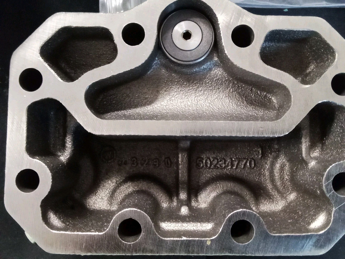 Bitzer Capacity Control W/Valve Cover Gasket 302355-35