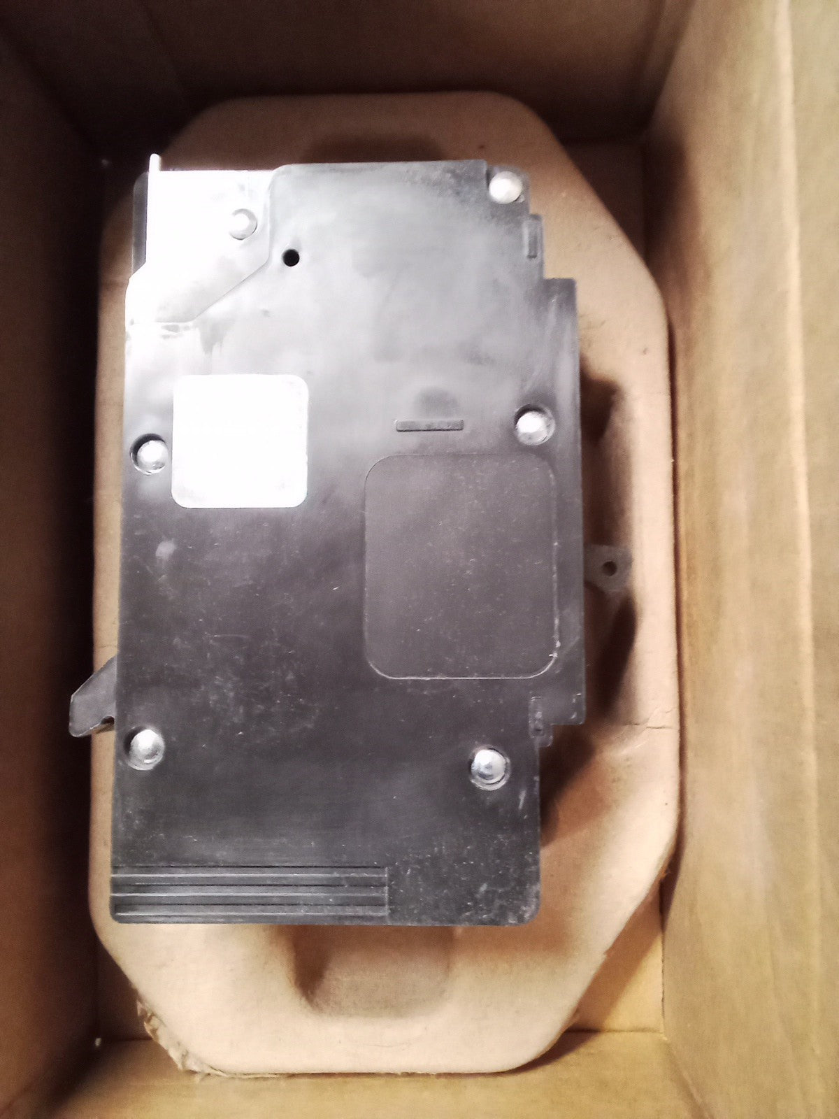 EGB34100 Square D 100 Amp 480V 3 Pole Circuit Breaker Brand New