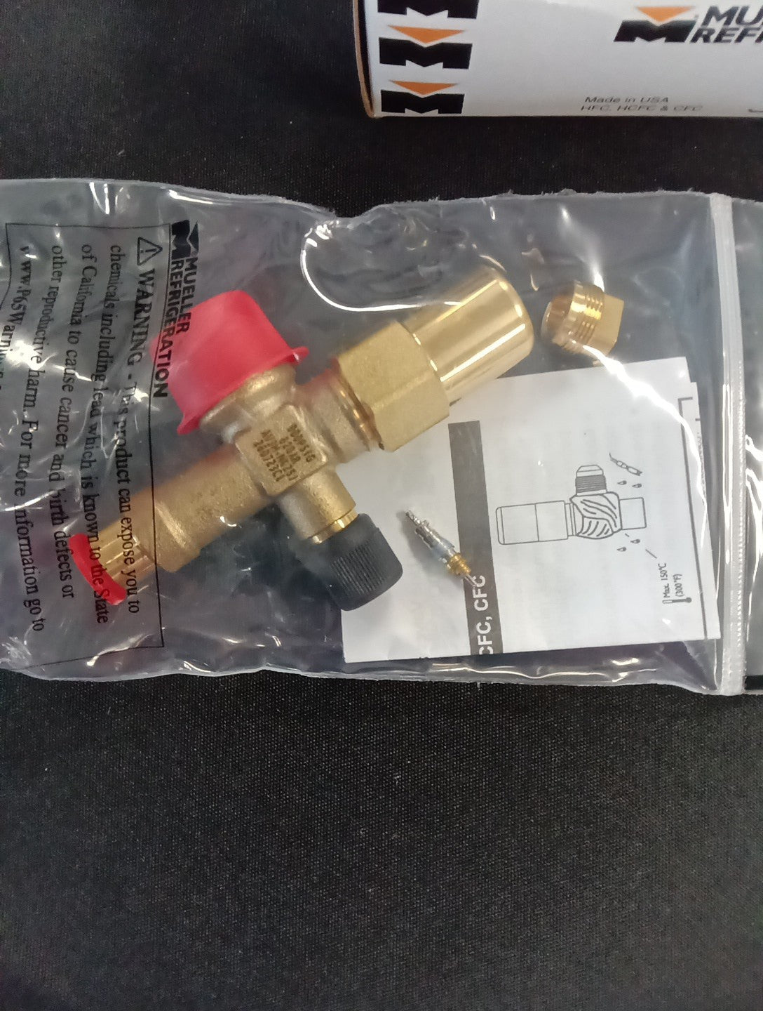 Mueller Industries AV3H-NK25J NPTFI X ODS Transducer Valves