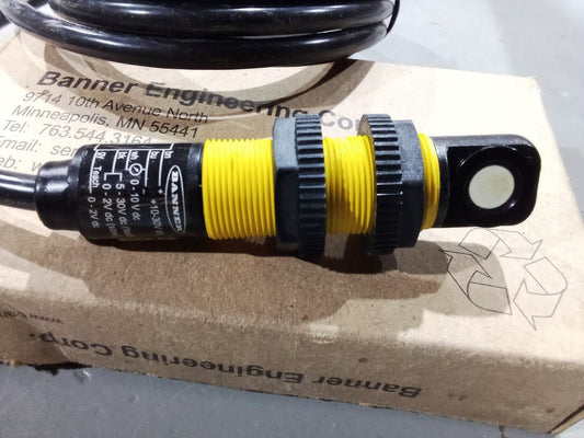 Banner Engineering S18UUAR Ultrasonic Proximity Sensor 10-30VDC Analog Output