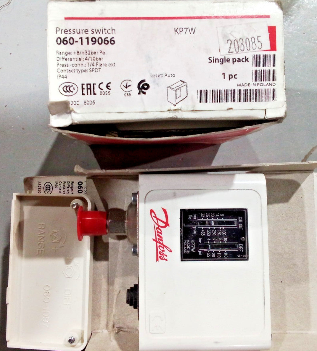 Danfoss KP7W Pressure Switch 060-119066 SPDT Refrigeration HVAC High Pressure Co