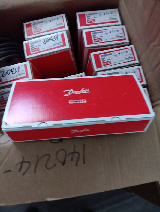 Danfoss 060B200391 Oil Differential Pressure Control, MP54